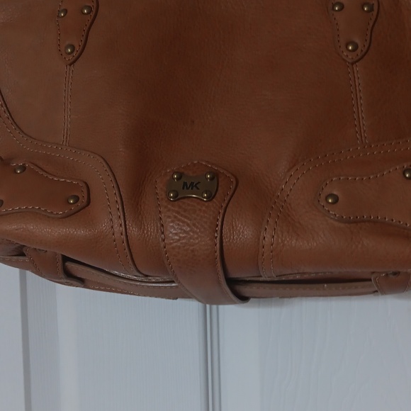 Michael Kors Tan Leather HandbagEUC - Picture 13 of 14